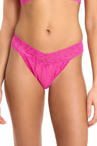Стринги Signature Lace