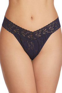 4811 Стринги Signature Lace