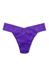 4811 Стринги Signature Lace