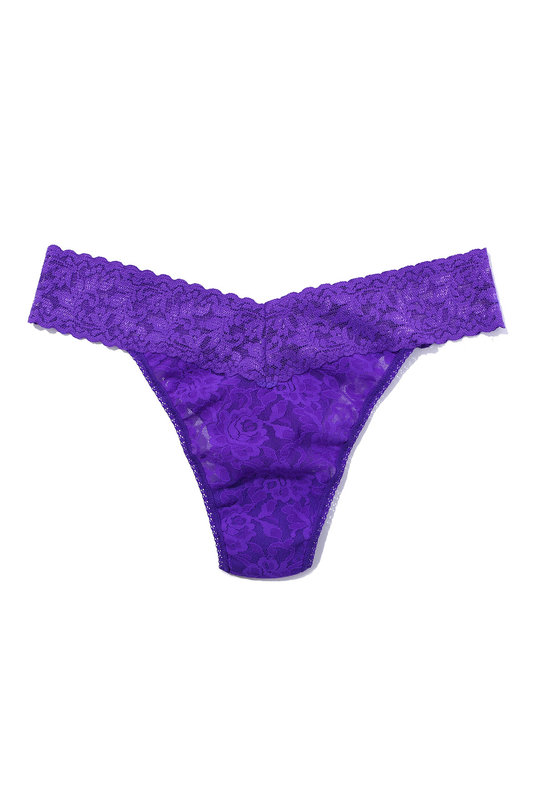 4811 Стринги Signature Lace