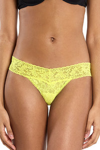 4911P Стринги Signature Lace