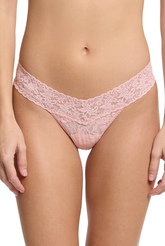 4911P Стринги Signature Lace