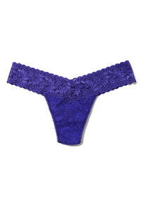 4911P Стринги Signature Lace