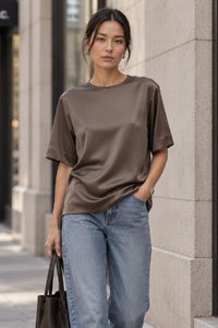 242207-02 Футболка Леди