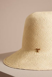 0S28013 Шляпа 13 Hats