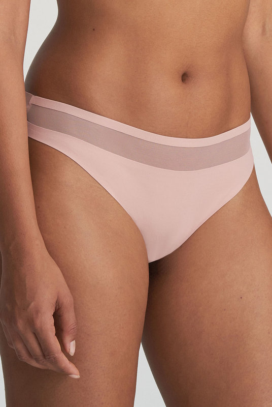 Купить бразилиана трусы женские бесшовные из тюля и эластичной микрофибры от Мари Жо в розовом оттенке. Купити бразиліана труси жіночі безшовні з тюлю і еластичної мікрофібри від Марі Жо в рожевому відтінку.