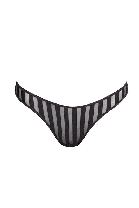  Женские трусы итальянские с низкой посадкой из полупрозрачного тюля и кружевом от ANDRES SARDA из нежного современного кружева в черном оттенке. Жіночі труси італійські з низькою посадкою з напівпрозорого тюлю і мереживом від ANDRES SARDA з ніжного сучасного мережива в чорному відтінку.