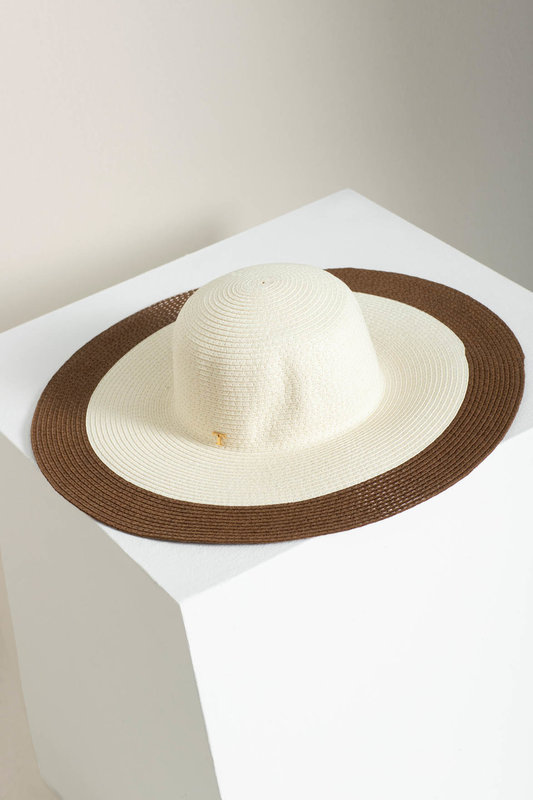 0S38C21 Шляпа 21 Hats