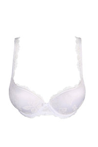 Бюстгалтеры пуш-ап в белом цвете, украшенные кружевом, фото крупным планом, Мери Жо. 