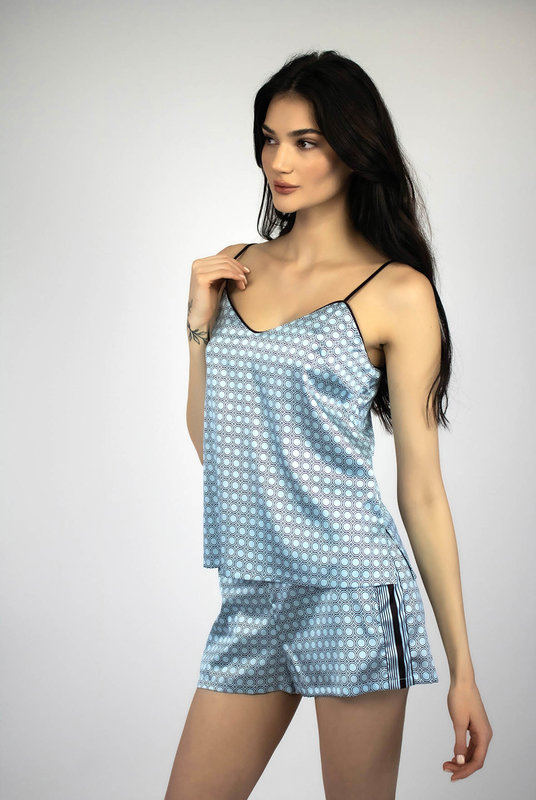 241202-01 Топ Леди Шелковый топ на тонкой бретеле