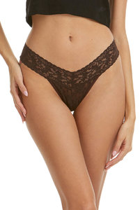 4911P Стринги Signature Lace