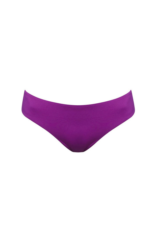 Купальные бикини с высокой талией, купальные бикини с высокой посадкой, купальные кюлоты в фиолетовом цвете. Купальні бікіні з високою талією, купальні бікіні з високою посадкою, купальні кюлоти у фіолетовому кольорі.