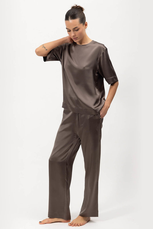 242207-02 Футболка Леди