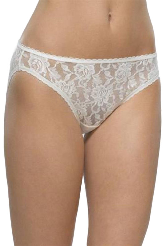 Купить женские трусы слипы бесшовные от HANKY ​​PANKY из деликатного кружева в цвете айвори телесные. Купити жіночі труси сліпи безшовні від HANKY PANKY з делікатного мережива в кольорі тілесному.